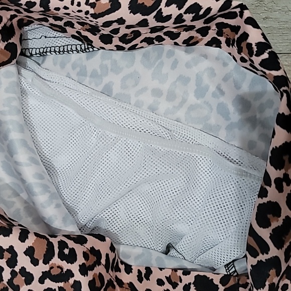 Cheetah Print Men's Swim Trunks - Picture 4 of 4